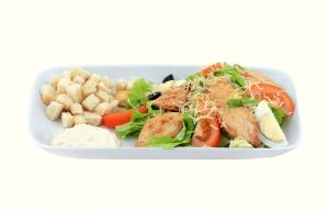 Салат Цезарь с курицей